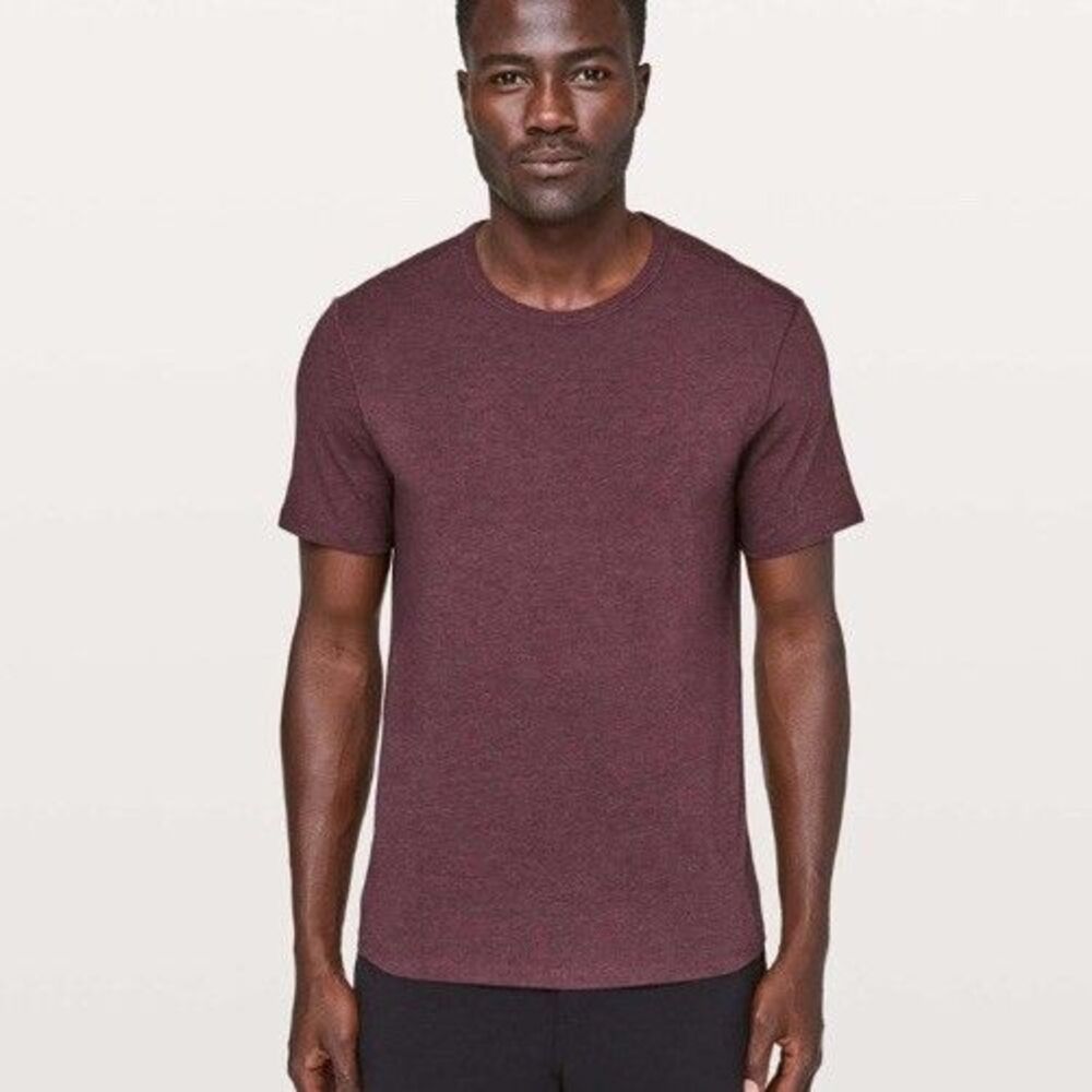 Lululemon Maroon Stretch Crew Neck Workout Casual Travel City T Shirt Sz L